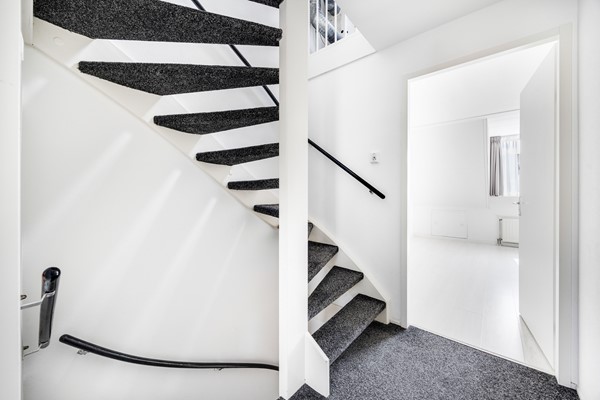 Medium property photo - Smientstraat 48, 2492 PA The Hague